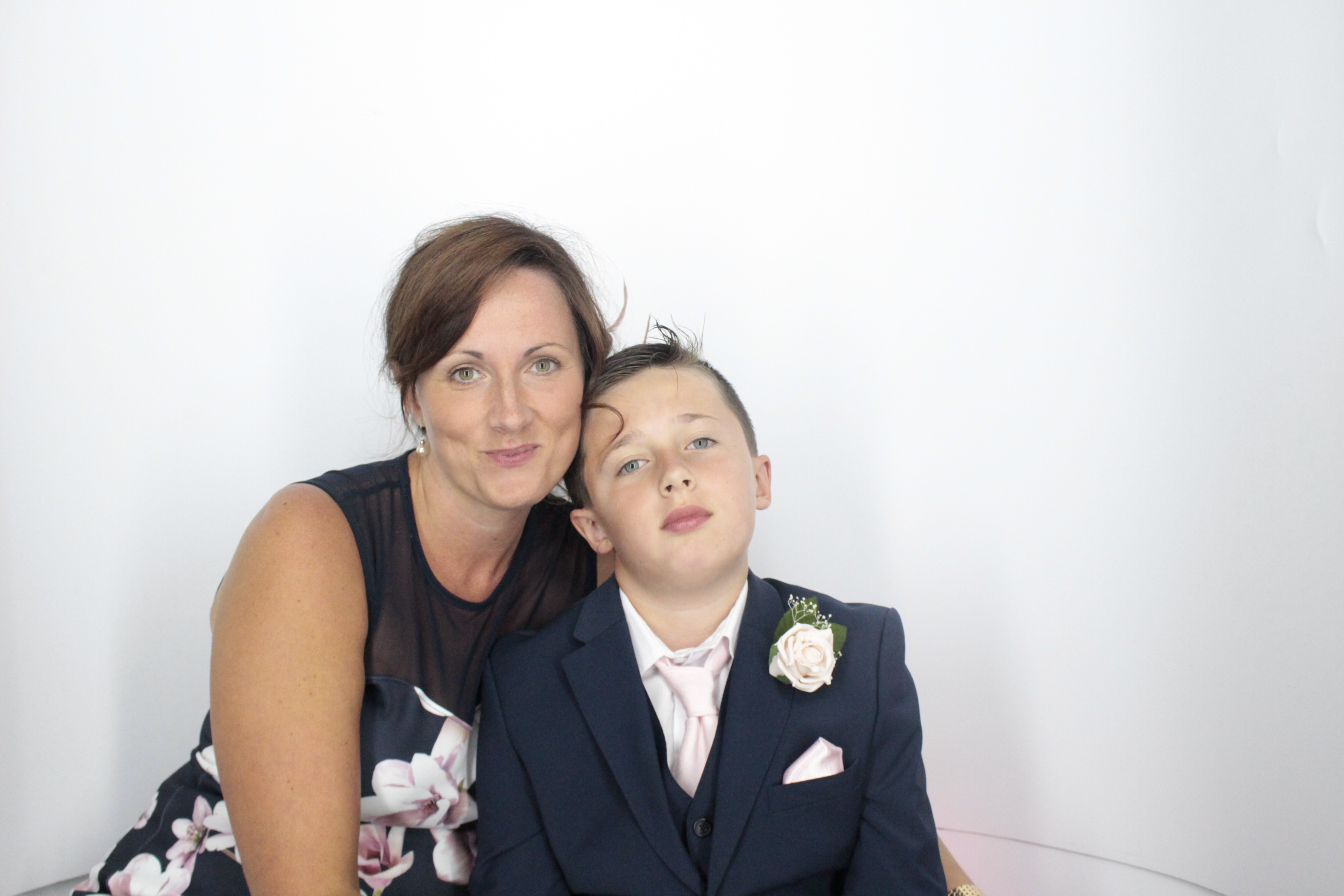 Kim & Andy's Wedding | View more photos from the event at gallery.myphotoboothexperience.co.uk/u/MyPhotoBoothExperienceLtd/Kim-Andys-Wedding